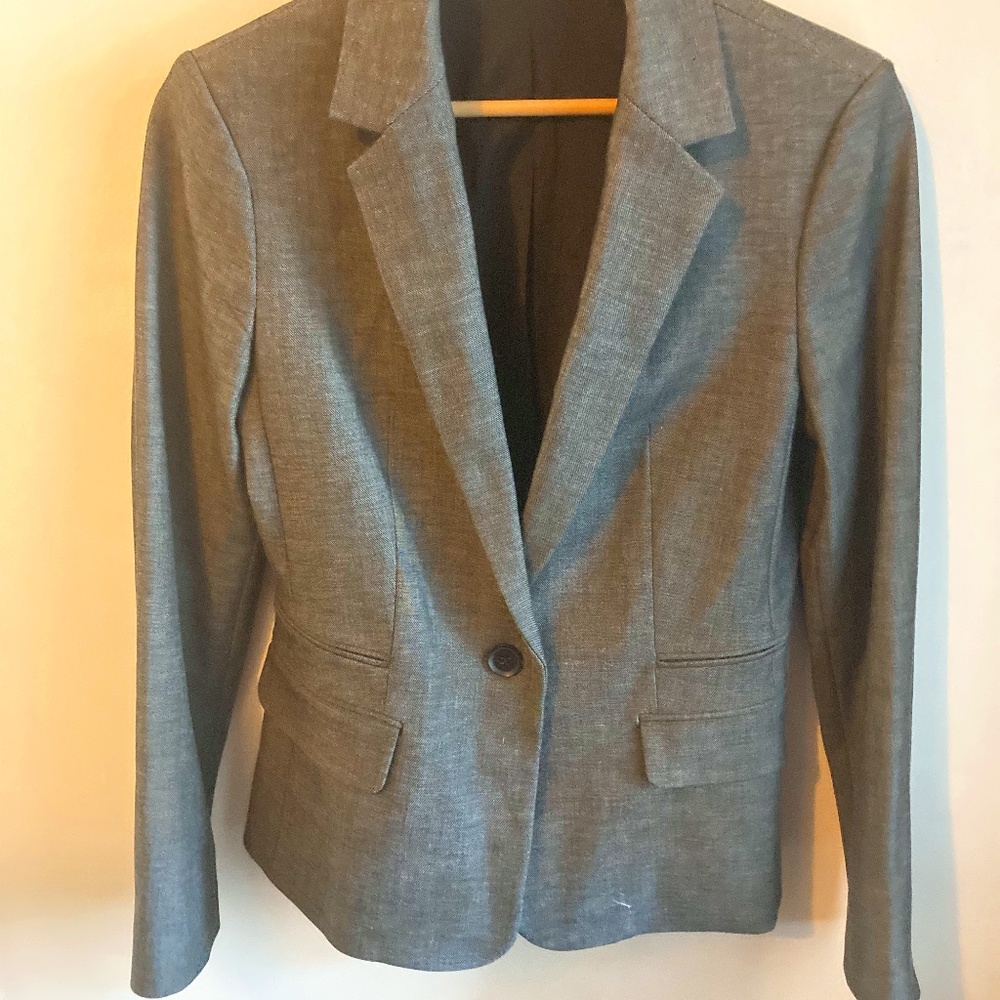 Gray blazer jacket